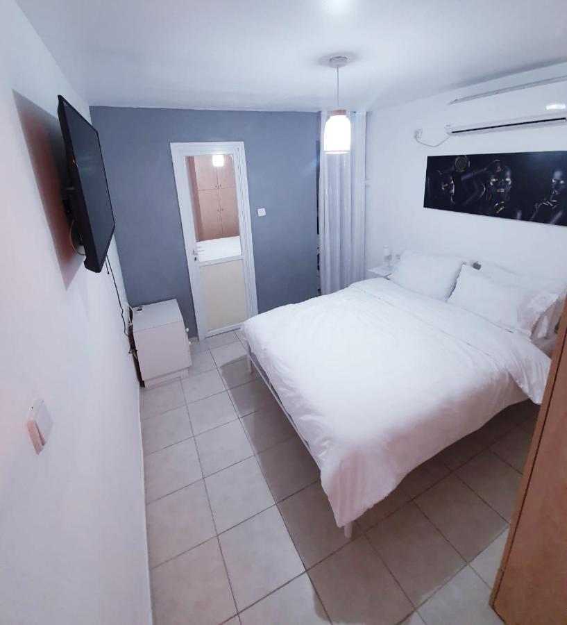 Royal Inn Eilat Bagian luar foto